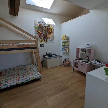 Family Nest Apartment
